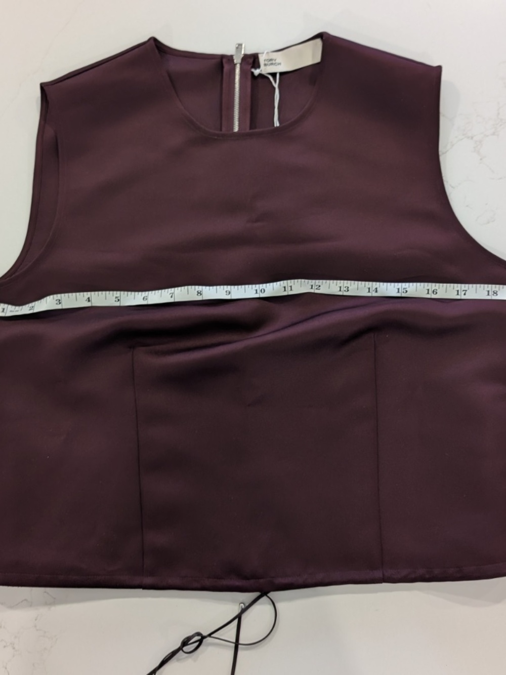 Tory Burch Merlot Satin Shell Top Sleeveless Back Zip Bungee Hem Size 8 NWT $440 - Picture 9 of 11